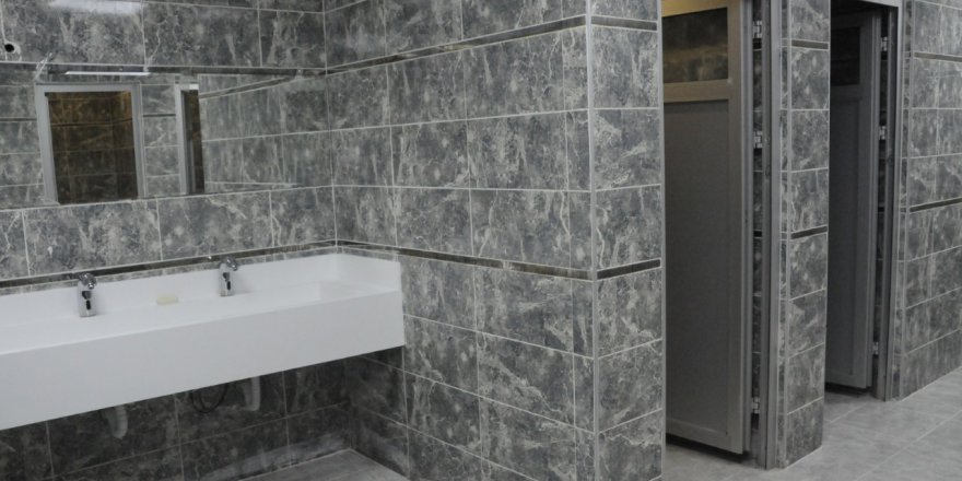 ÖZEL İDARE BİNASINA SOSYAL DONATI