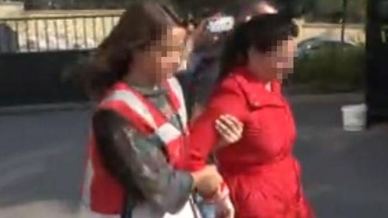 Sevgilisine kızdı, intikamını abisinden aldı