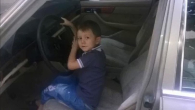 Sahada top toplarken korkunç son! Üzerine kale direği düşünce...