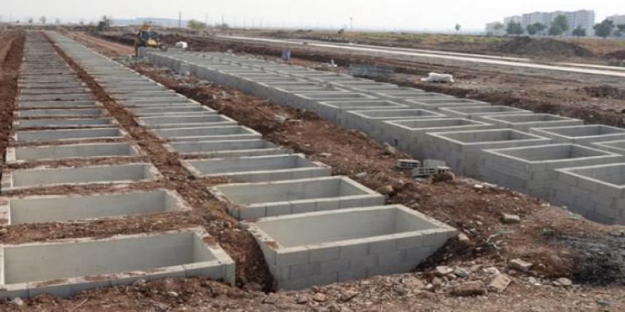 Defnedilmeye hazır iki katlı 10 bin mezar...