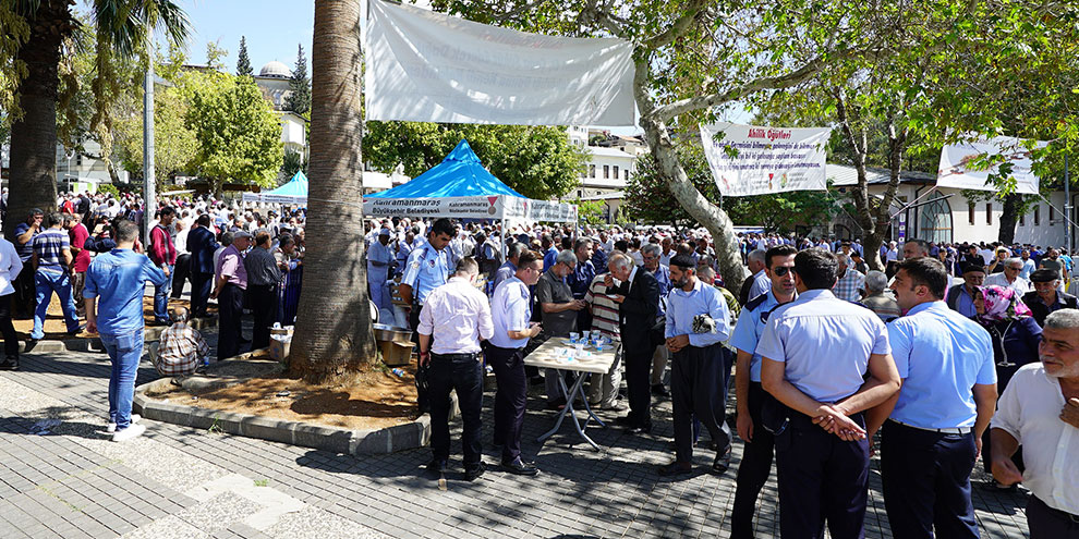 Ahilik Haftası pilavı dağıtıldı