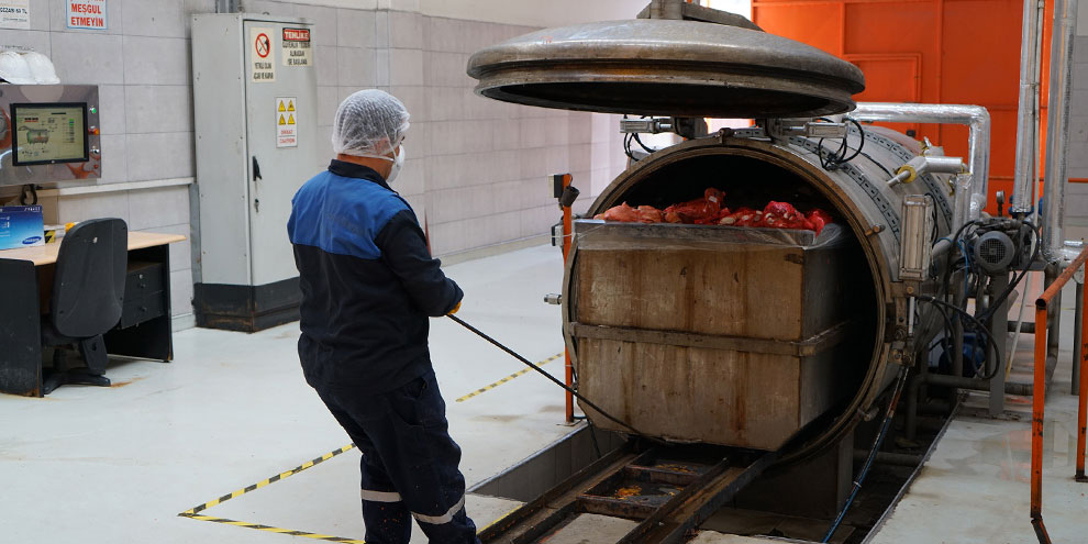 Büyükşehir tıbbi atıkları özel topluyor