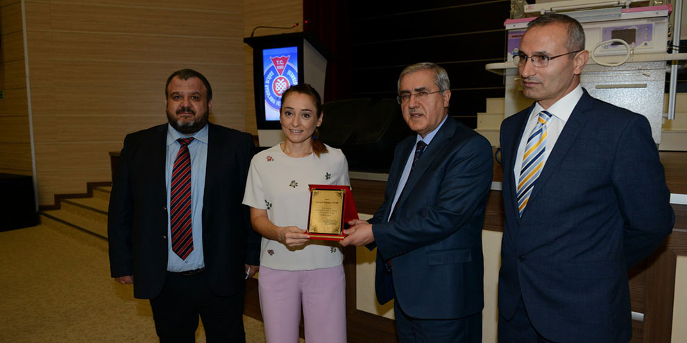 Kahramanmaraşlı Hayırseverlerden KSÜ Tıp’a kuvöz desteği