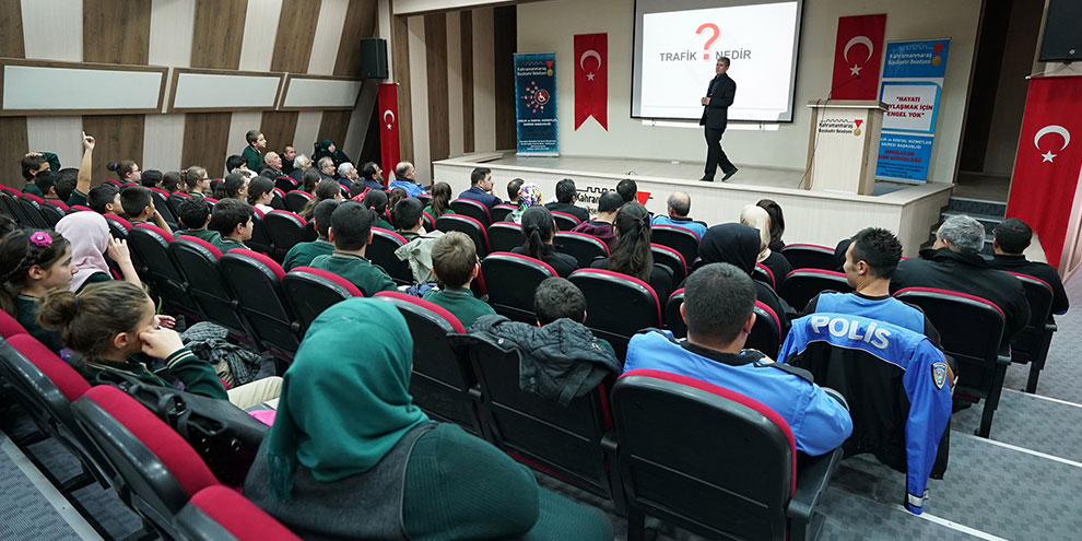 ‘Engelsiz güven eli projesi’ konferansı düzenlendi