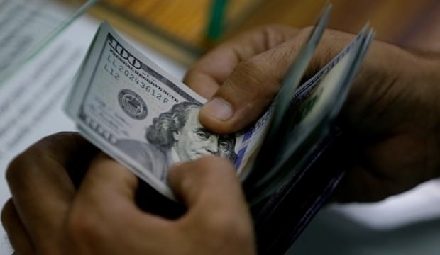Dolar yeniden düşüşe geçti! İşte son rakamlar...