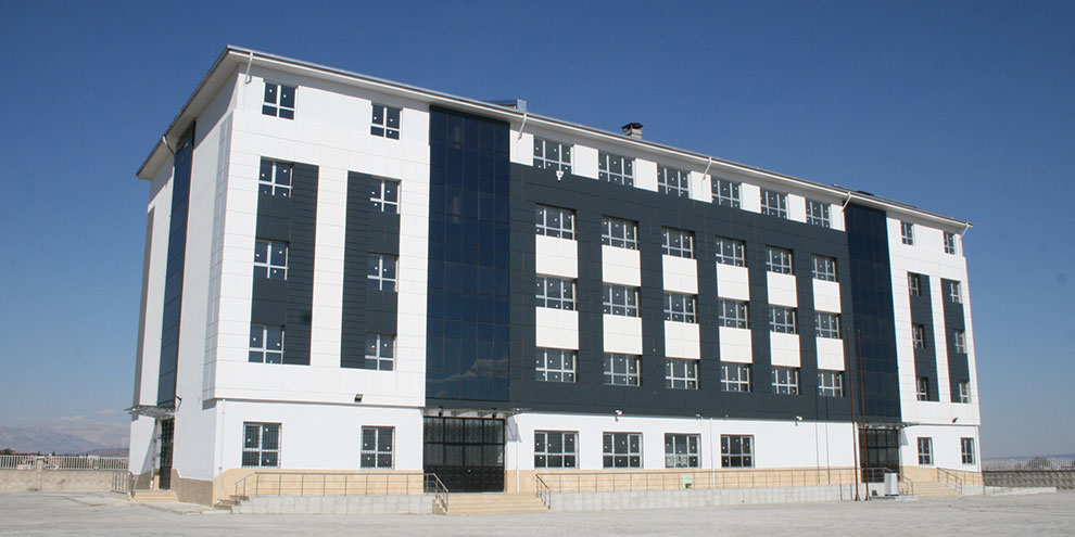 Başkan Erkoç: “Eğitimli ve donanımlı bir nesil en önemli sermayemizdir”