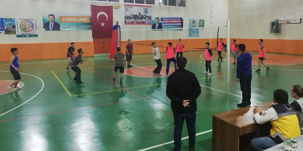 Kütüphaneler voleybol turnuvası başladı