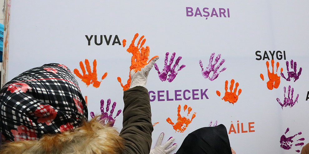 Kahramanmaraş’ta kadına şiddete hayır etkinliği