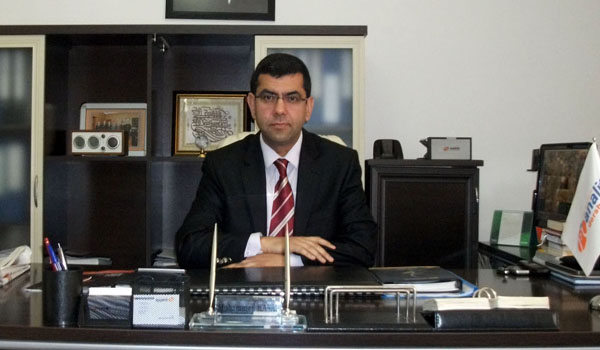 Pİ ANALİTİK DERSHANELERİ ÖĞRETMENLER GÜNÜNÜ KUTLADI