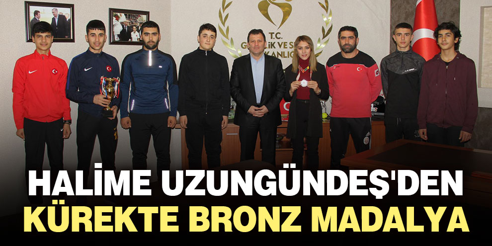 Halime Uzungündeş'den kürekte bronz madalya