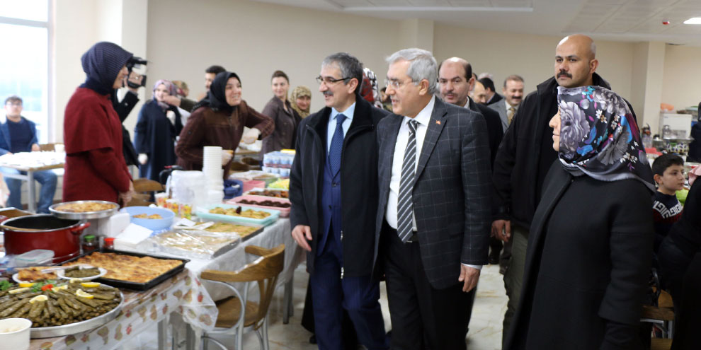 Kadınlardan yerli malı kermesi