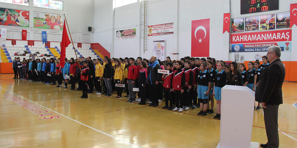 Anadolu Yıldızlar Ligi Hentbol Akdeniz Grup Müsabakaları ilimizde yapıldı