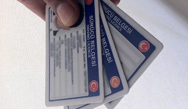 Ehliyet kimlik ve pasaport ücretlerinde yeni dönem