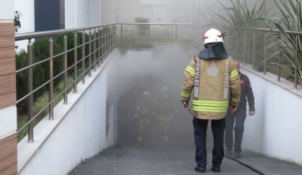 Büyük panik! Trafoda yangın çıktı