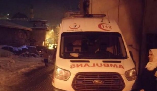 Çok acı olay! Kızını kurtarıp oğlu için döndü ama...