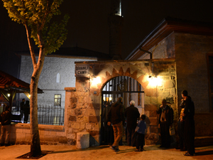 DİVANLI CAMİ'NDE REGAİP KANDİLİ COŞKUSU