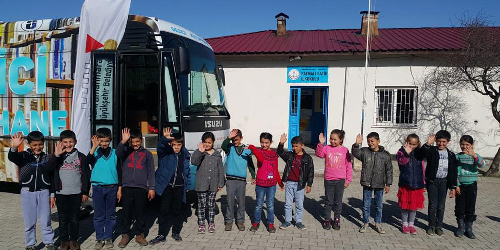 Gezici Halk Kütüphanesi 13 bin öğrenciye ulaştı