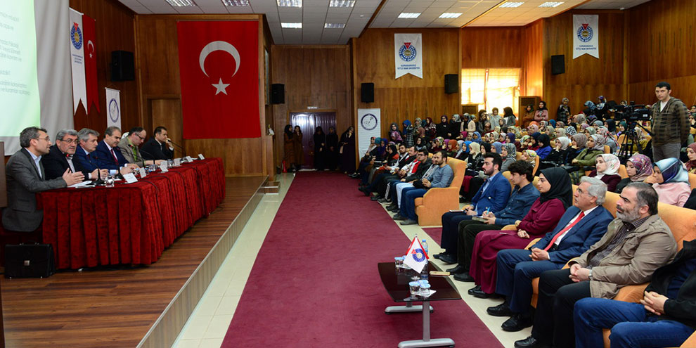 KSÜ’de “İslami İlimlerde Siyer” panelinin ikincisi düzenlendi