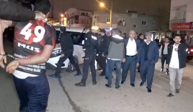 70 kişi birbirine girdi! Çok sayıda yaralı ve gözaltı var...