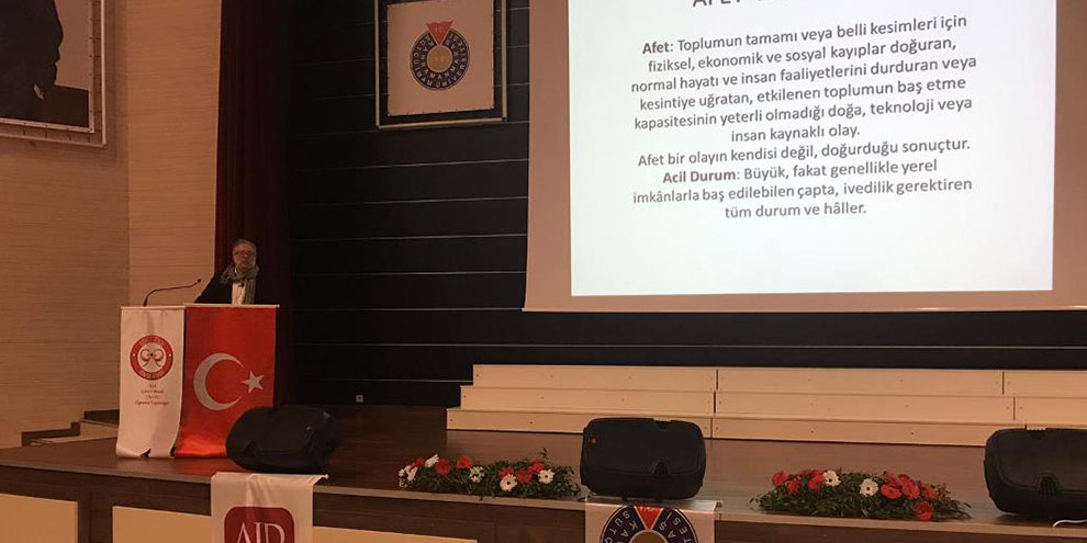 KSÜ’de ‘İnsani Kriz, İnsani Yardım ve Hekim’ konulu konferans