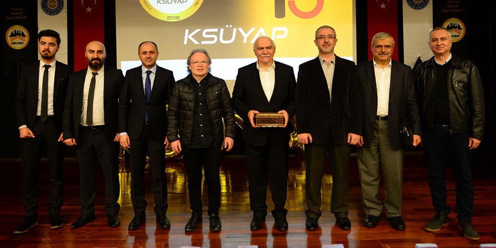 Önemli isimler ve genç inşaat mühendisi adayları bir arada