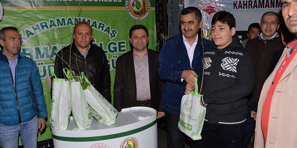 Beraat kandili münasebetiyle il müdürlüğümüzce süt dağıtımı yapıldı