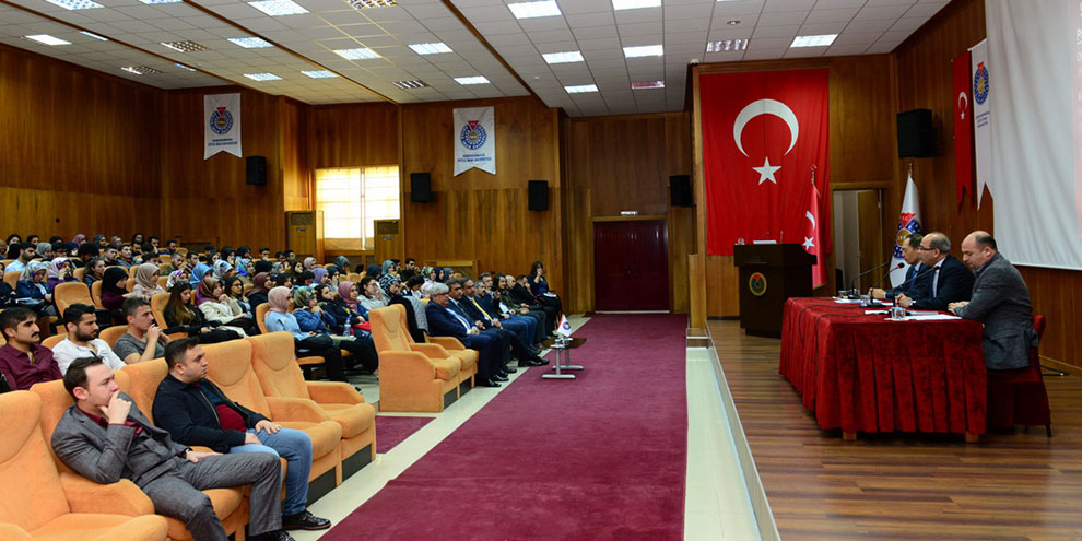 Dünden Bugüne Ermeni Sorunu ve Soykırımı Yalanı KSÜ’de masaya yatırıldı