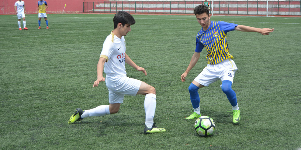 Kahramanmaraş'ta U19 Şampiyonu Talasgücü Belediyespor oldu