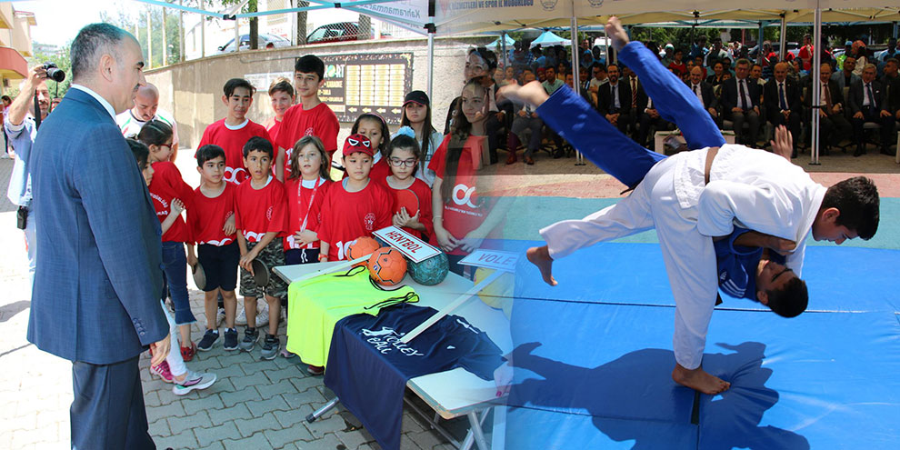 19 Mayıs Atatürk’ü Anma Gençlik ve Spor Bayramı coşku ile kutlandı