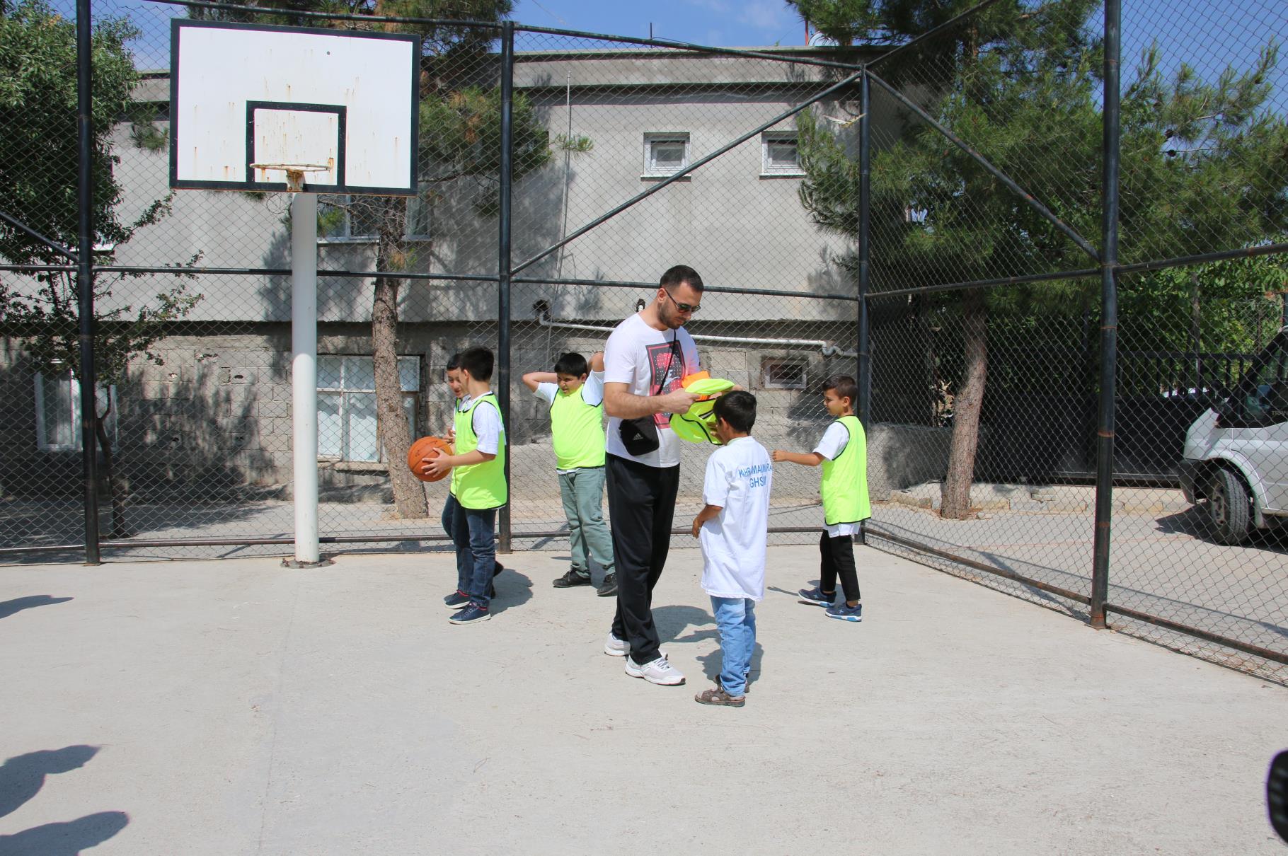 SARIKAYA MAHALLESİ ALO SPOR PROJESİYLE SPORA BAŞLADI