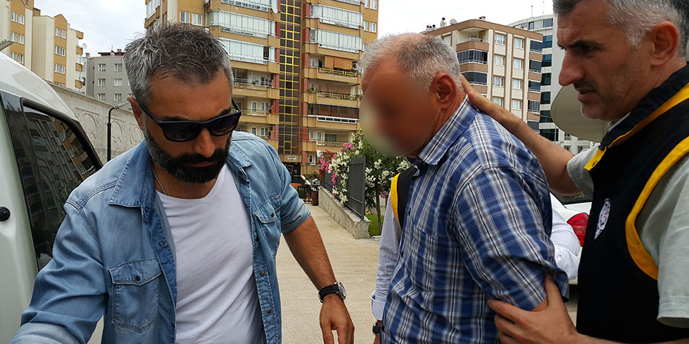 Kadını öldürüp silahı bahçesine gömen zanlı yakalandı