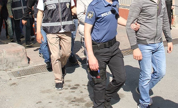 Birçok ilde FETÖ operasyonu! Çok sayıda gözaltı...