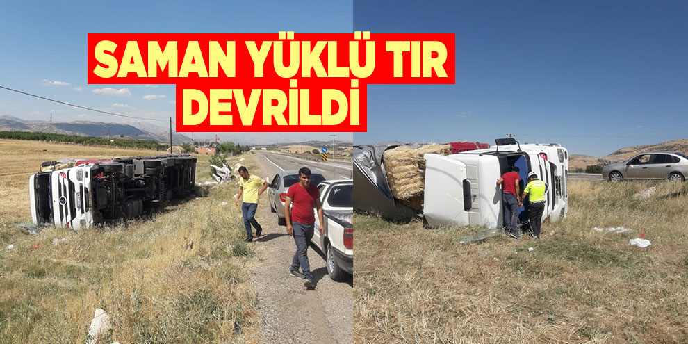 Gölbaşı’nda saman yüklü tır devrildi