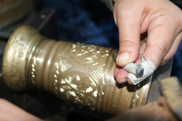 Kadim zanaata kadın eli değdi