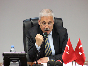 VALİ GÜVENÇER, ÇALIŞMALARI DEĞERLENDİRDİ