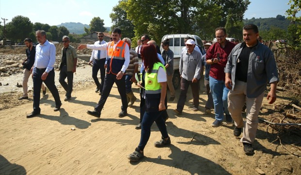 Sel felaketinde 2 çocuk için harekete geçildi