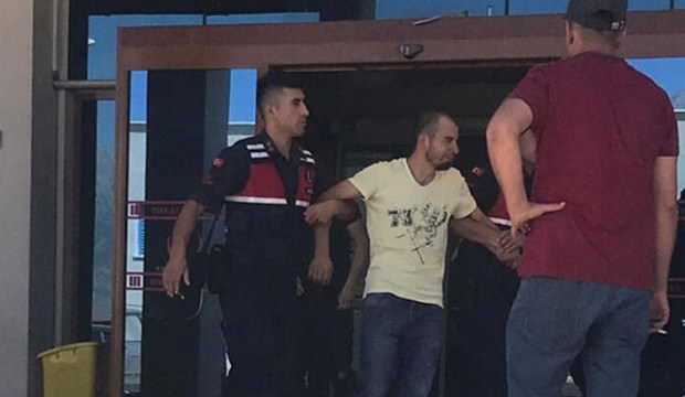 Yılanı vurmak isterken eşini öldürdü, serbest kaldı