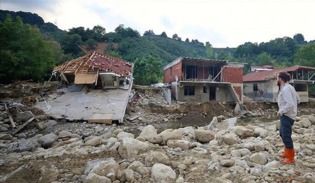 Bakan Selçuk duyurdu! Borçlar 1 yıl ertelendi