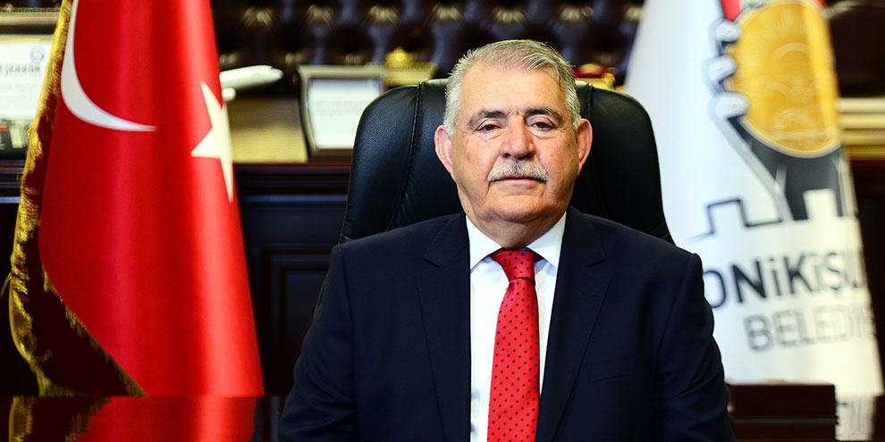 Mahçiçek, bu ülkede yaşayan herkes size borçlu