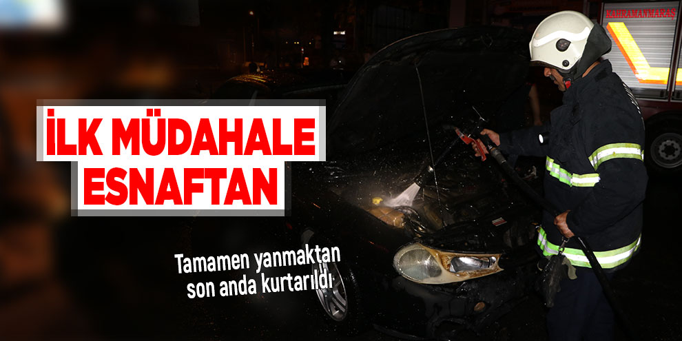 Seyir halinde yanan otomobile esnaf müdahalesi