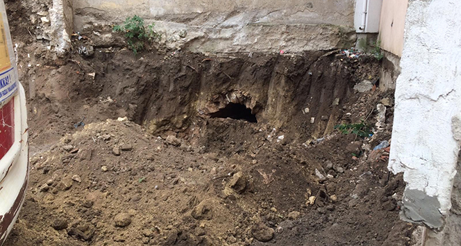 Temel kazısında Osmanlı tüneli bulundu