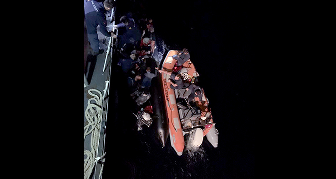 Datça'da 37 düzensiz göçmen yakalandı