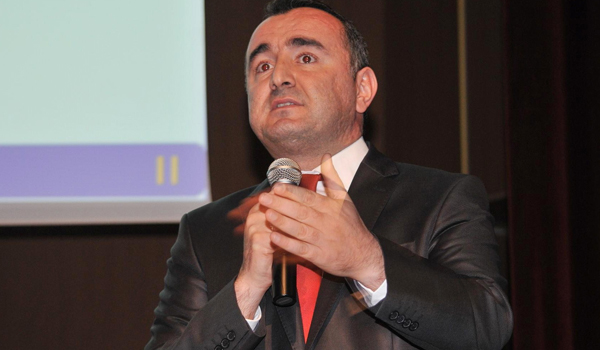 SÜTÇÜ İMAM ADININ BÖCEĞE VERİLMESİNE TEPKİLER