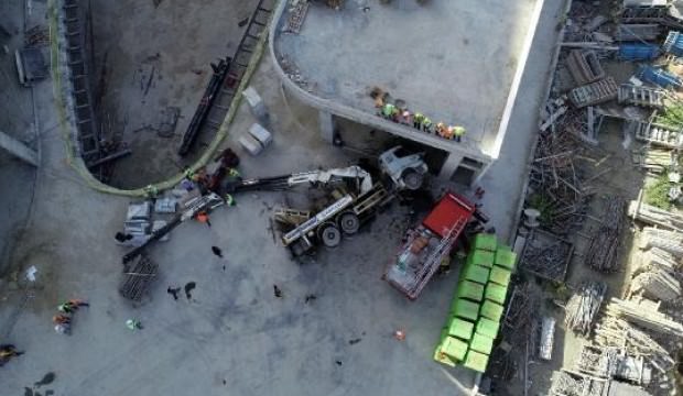 Korkunç gürültü! Sabah saatlerinde vinç kazası