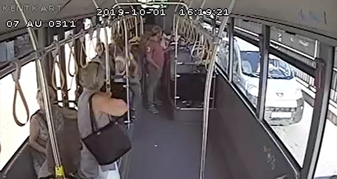 Ambulans halk otobüsü