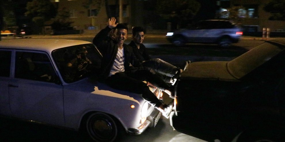 Aracı böyle itmişlerdi! 225'er TL ceza yediler