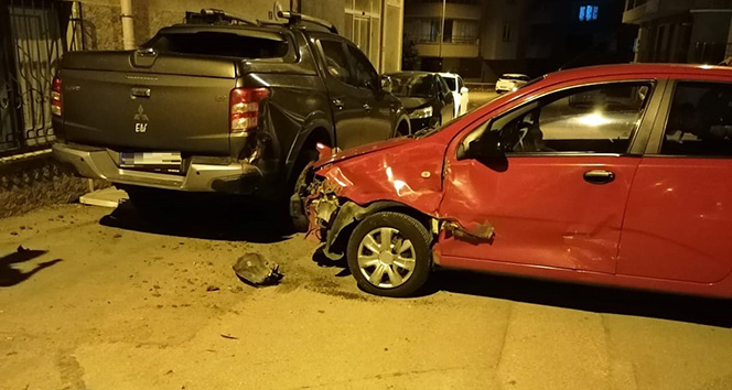 Kaza sonrası el frenini çekmeyi unuttu, faciadan dönüldü