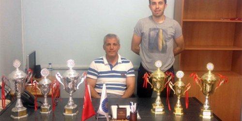 KSÜ SPOR KULÜBÜ 2014-2015 BASKETBOL SEZONUNU 4 BİRİNCİLİKLE TAMAMLADI