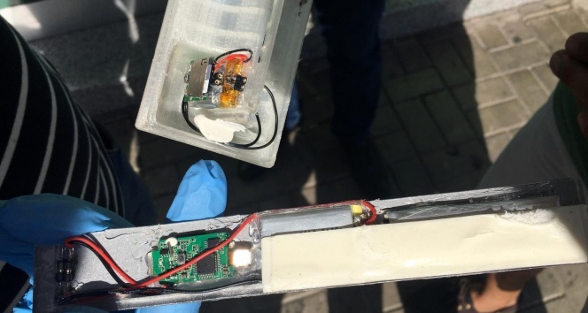 ATM'ye kart kopyalama düzeneği kuran 3 şüpheli vurgun yapamadan yakalandı