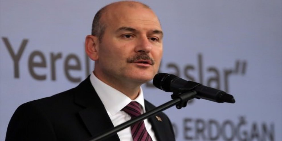 Bakan Soylu resti çekti: Avucunuzu yalarsınız